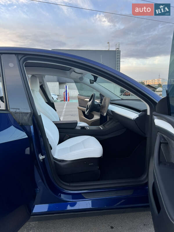 Позашляховик / Кросовер Tesla Model Y 2023 в Ірпені