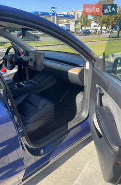 Внедорожник / Кроссовер Tesla Model Y 2021 в 