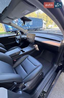 Позашляховик / Кросовер Tesla Model Y 2022 в 