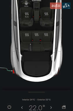 Внедорожник / Кроссовер Tesla Model Y 2022 в 