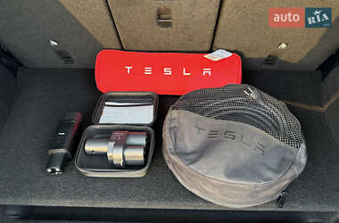 Внедорожник / Кроссовер Tesla Model Y 2022 в 