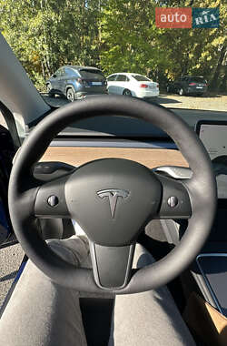 Позашляховик / Кросовер Tesla Model Y 2021 в 