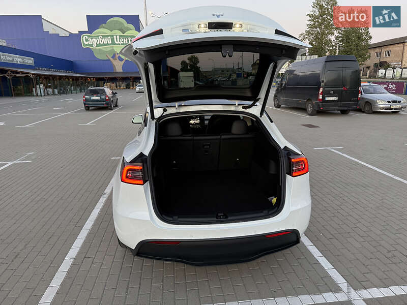 Позашляховик / Кросовер Tesla Model Y 2022 в Тернополі