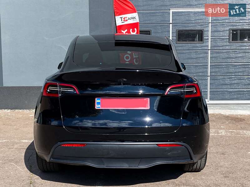 Позашляховик / Кросовер Tesla Model Y 2023 в Києві