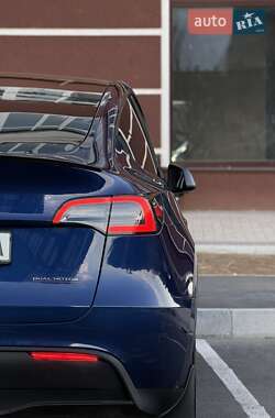 Позашляховик / Кросовер Tesla Model Y 2022 в 
