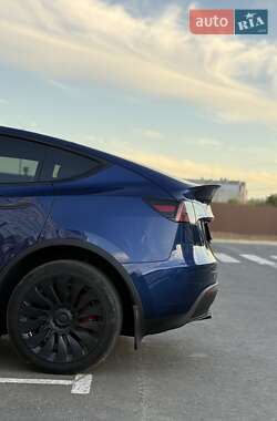 Позашляховик / Кросовер Tesla Model Y 2022 в 
