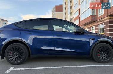 Позашляховик / Кросовер Tesla Model Y 2022 в 