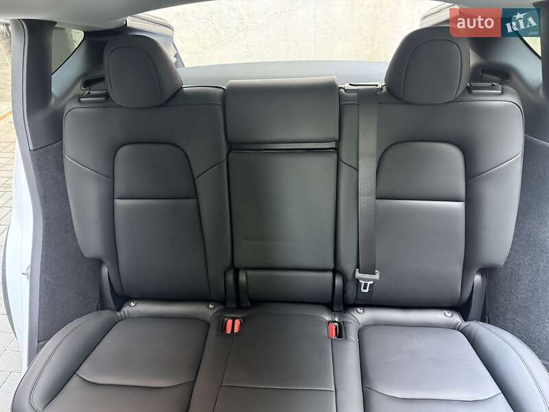 Внедорожник / Кроссовер Tesla Model Y 2023 в Хмельницком фото 14 Внедорожник / Кроссовер Tesla Model Y 2023 в Хмельницком