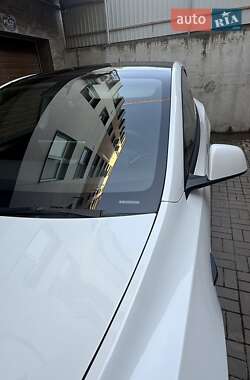 Позашляховик / Кросовер Tesla Model Y 2023 в 
