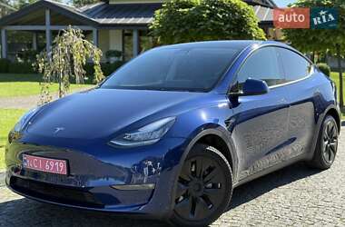 Внедорожник / Кроссовер Tesla Model Y 2022 в 