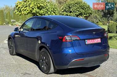 Внедорожник / Кроссовер Tesla Model Y 2022 в 