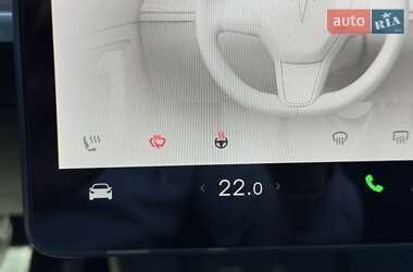 Внедорожник / Кроссовер Tesla Model Y 2022 в 