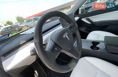 Позашляховик / Кросовер Tesla Model Y 2022 в 