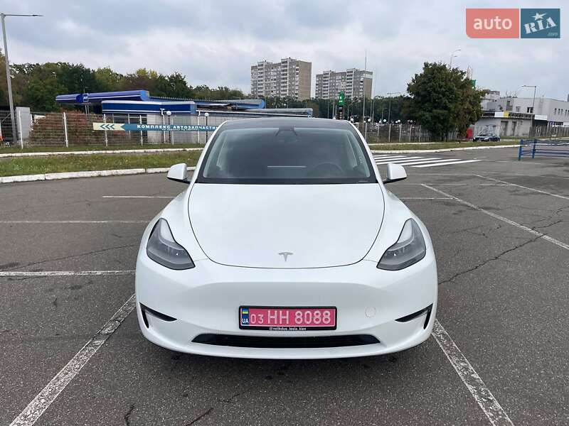 Позашляховик / Кросовер Tesla Model Y 2023 в Києві