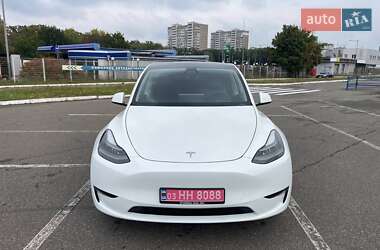 Внедорожник / Кроссовер Tesla Model Y 2023 в 