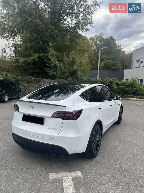 Внедорожник / Кроссовер Tesla Model Y 2023 в Харькове