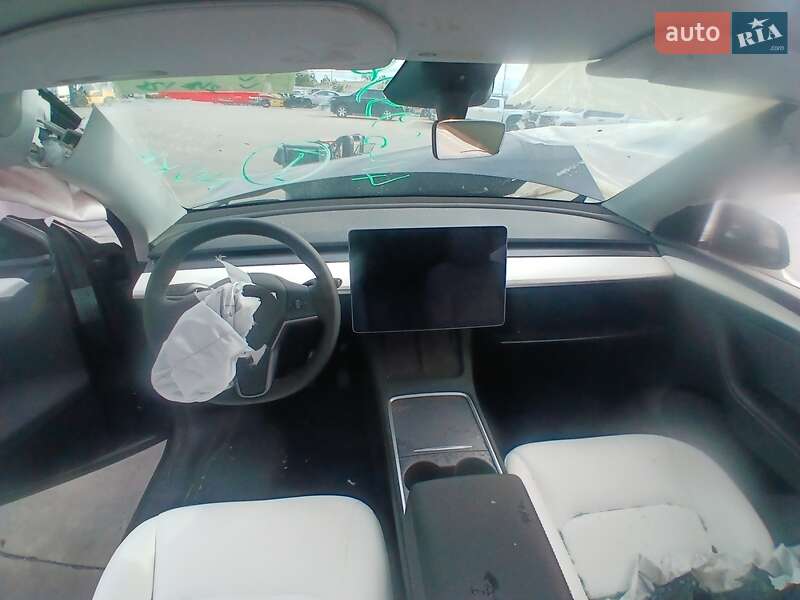 Позашляховик / Кросовер Tesla Model Y 2025 в Луцьку