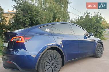 Позашляховик / Кросовер Tesla Model Y 2023 в 