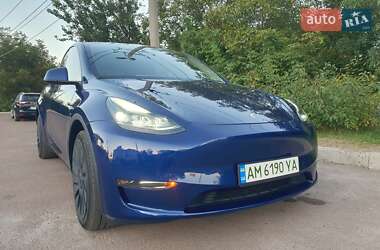Позашляховик / Кросовер Tesla Model Y 2023 в 
