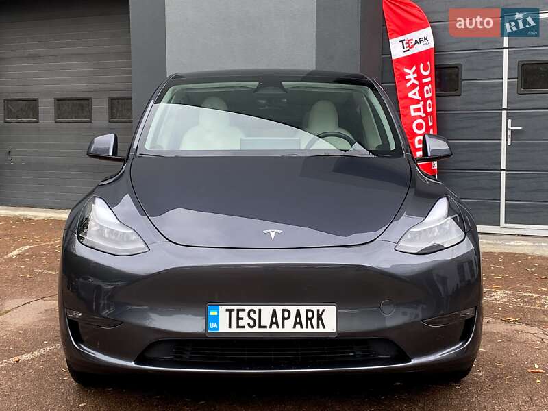 Внедорожник / Кроссовер Tesla Model Y 2023 в Киеве