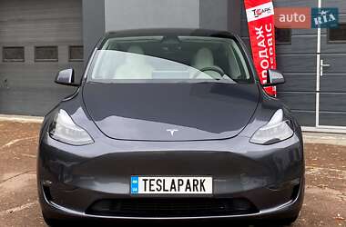 Позашляховик / Кросовер Tesla Model Y 2023 в 