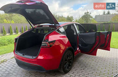 Внедорожник / Кроссовер Tesla Model Y 2023 в 