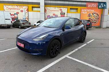 Позашляховик / Кросовер Tesla Model Y 2021 в 