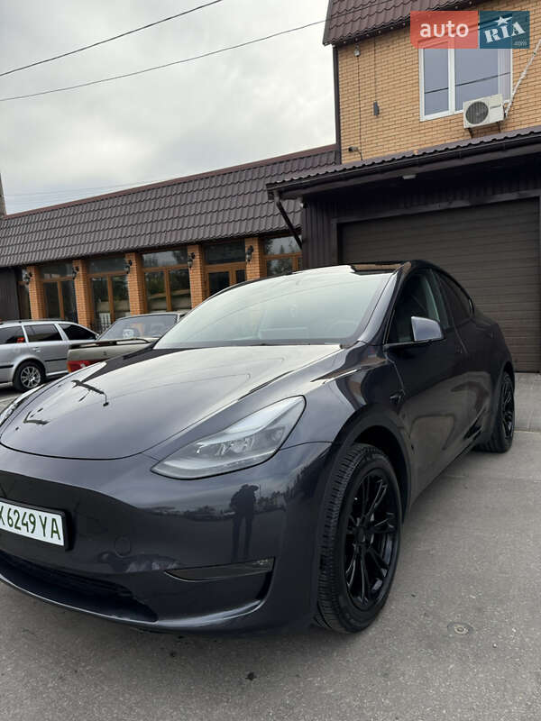 Внедорожник / Кроссовер Tesla Model Y 2024 в Харькове
