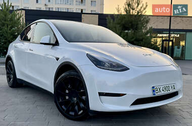 Внедорожник / Кроссовер Tesla Model Y 2024 в 