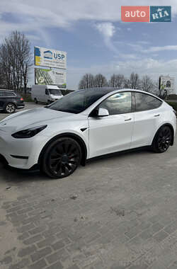 Внедорожник / Кроссовер Tesla Model Y 2023 в 
