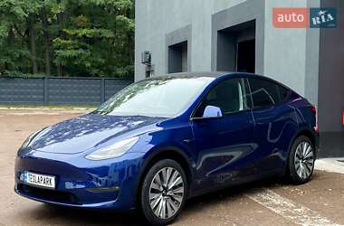 Внедорожник / Кроссовер Tesla Model Y 2024 в 