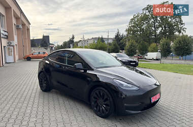 Позашляховик / Кросовер Tesla Model Y 2022 в 