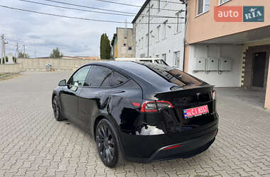Позашляховик / Кросовер Tesla Model Y 2022 в 