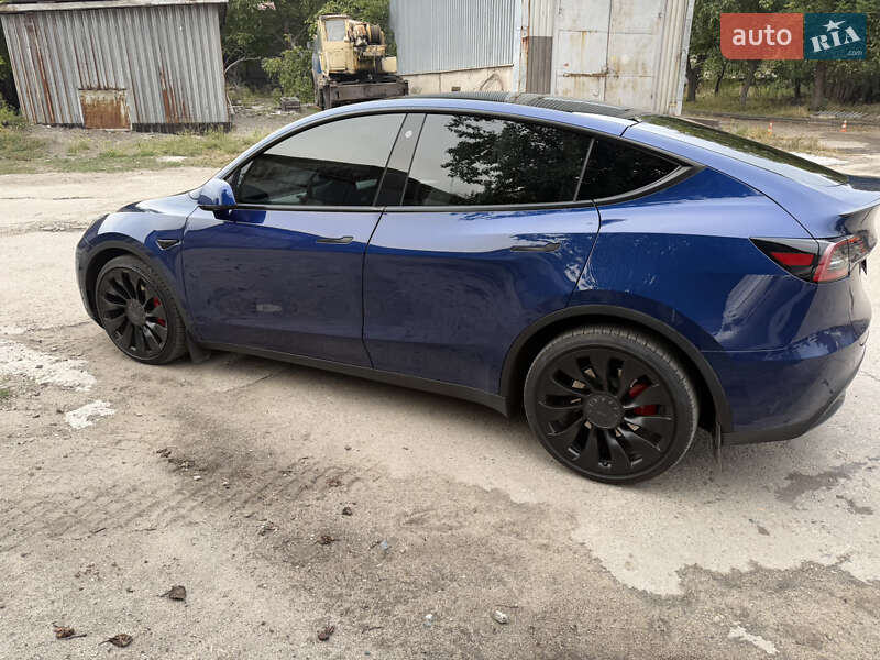 Позашляховик / Кросовер Tesla Model Y 2023 в Запоріжжі