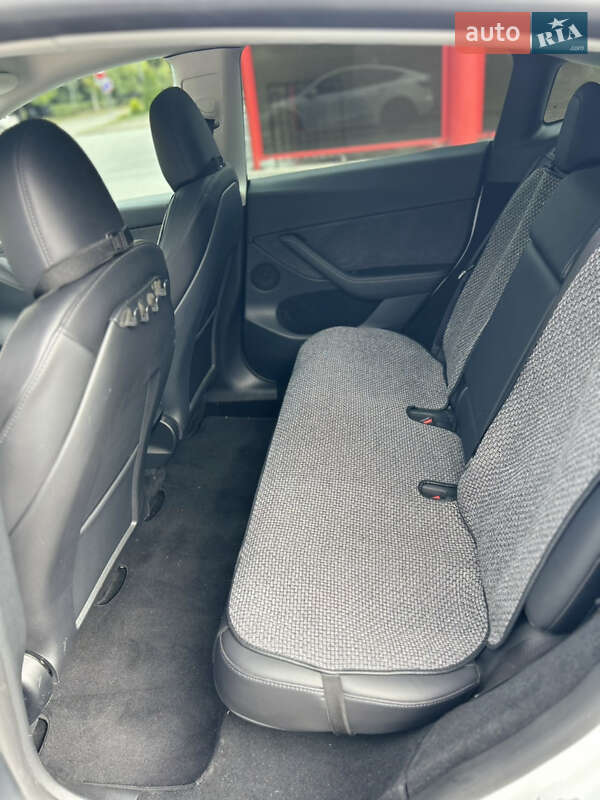 Внедорожник / Кроссовер Tesla Model Y 2023 в Новояворовске фото 19 Внедорожник / Кроссовер Tesla Model Y 2023 в Новояворовске
