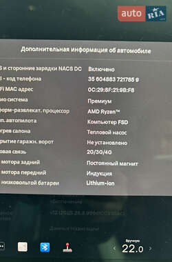 Позашляховик / Кросовер Tesla Model Y 2024 в 