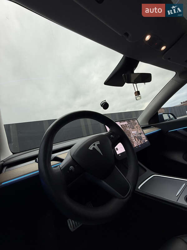 Внедорожник / Кроссовер Tesla Model Y 2021 в Хмельницком