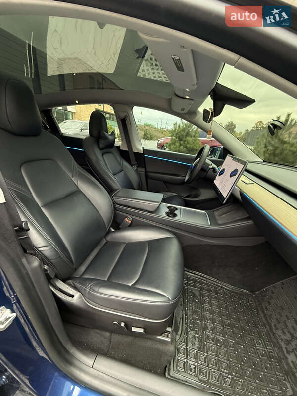 Внедорожник / Кроссовер Tesla Model Y 2021 в Хмельницком