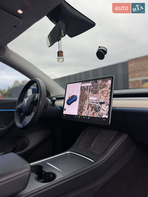 Внедорожник / Кроссовер Tesla Model Y 2021 в Хмельницком