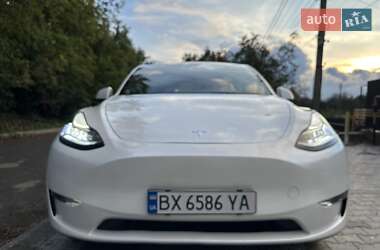 Позашляховик / Кросовер Tesla Model Y 2023 в 