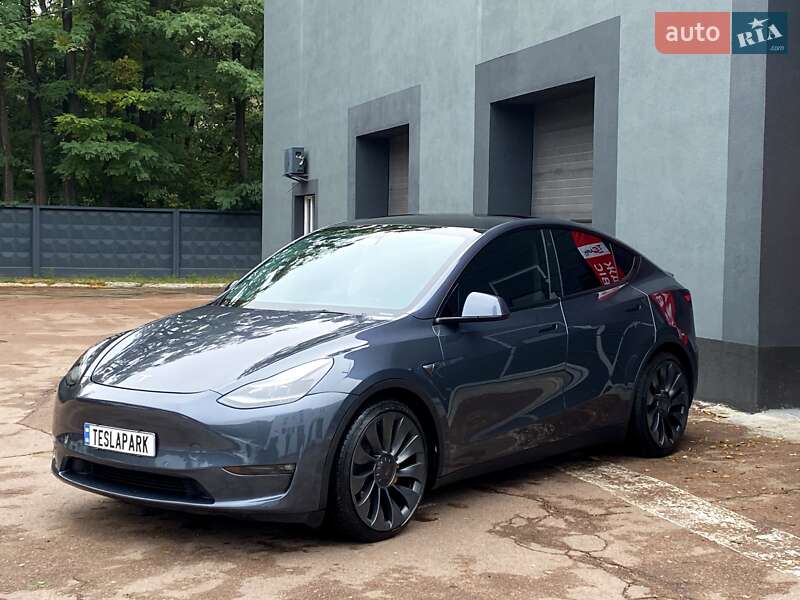 Позашляховик / Кросовер Tesla Model Y 2022 в Києві