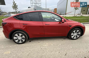 Позашляховик / Кросовер Tesla Model Y 2023 в 