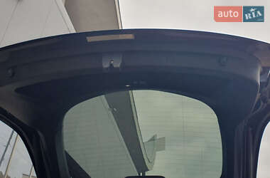 Позашляховик / Кросовер Tesla Model Y 2021 в 