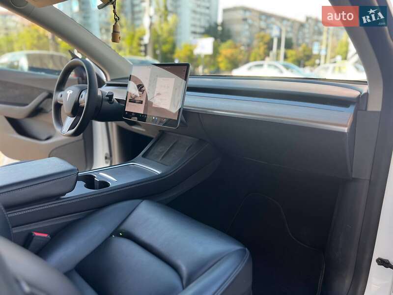 Внедорожник / Кроссовер Tesla Model Y 2022 в Одессе