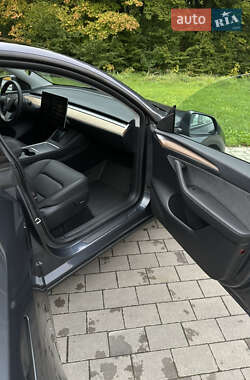 Позашляховик / Кросовер Tesla Model Y 2023 в 