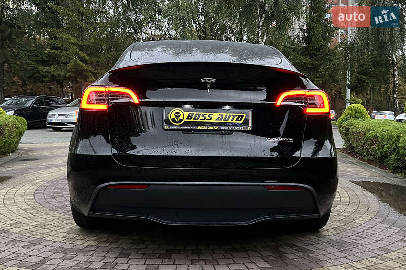 Позашляховик / Кросовер Tesla Model Y 2024 в Львові