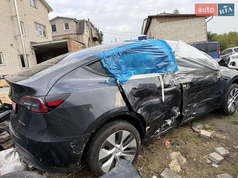 Позашляховик / Кросовер Tesla Model Y 2025 в Луцьку