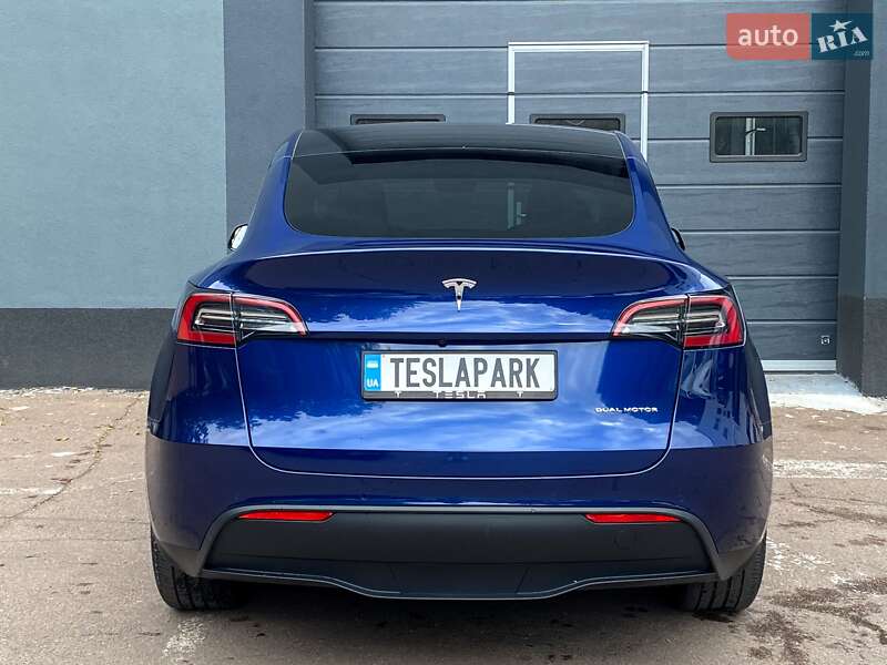Внедорожник / Кроссовер Tesla Model Y 2022 в Киеве