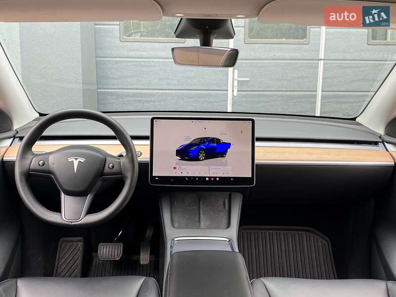 Внедорожник / Кроссовер Tesla Model Y 2022 в Киеве