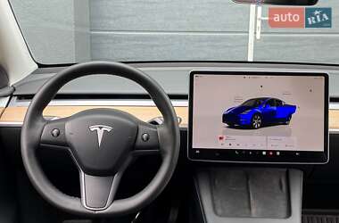Позашляховик / Кросовер Tesla Model Y 2022 в 